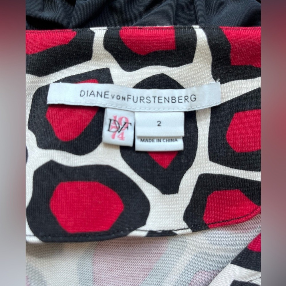 Diane von Furstenberg Reina Red Black Geometric Silk Jersey Mini Dress Size 2 - Picture 3 of 14